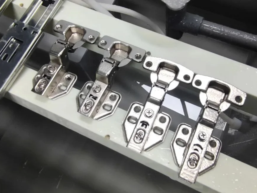 مجال تطبيق الفولاذ المدرفل على البارد تصنيع الأجهزة