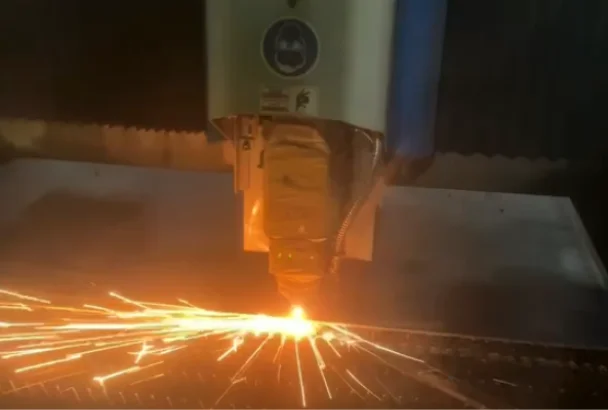 laser cutting steel